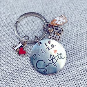 Taylor swift keychain